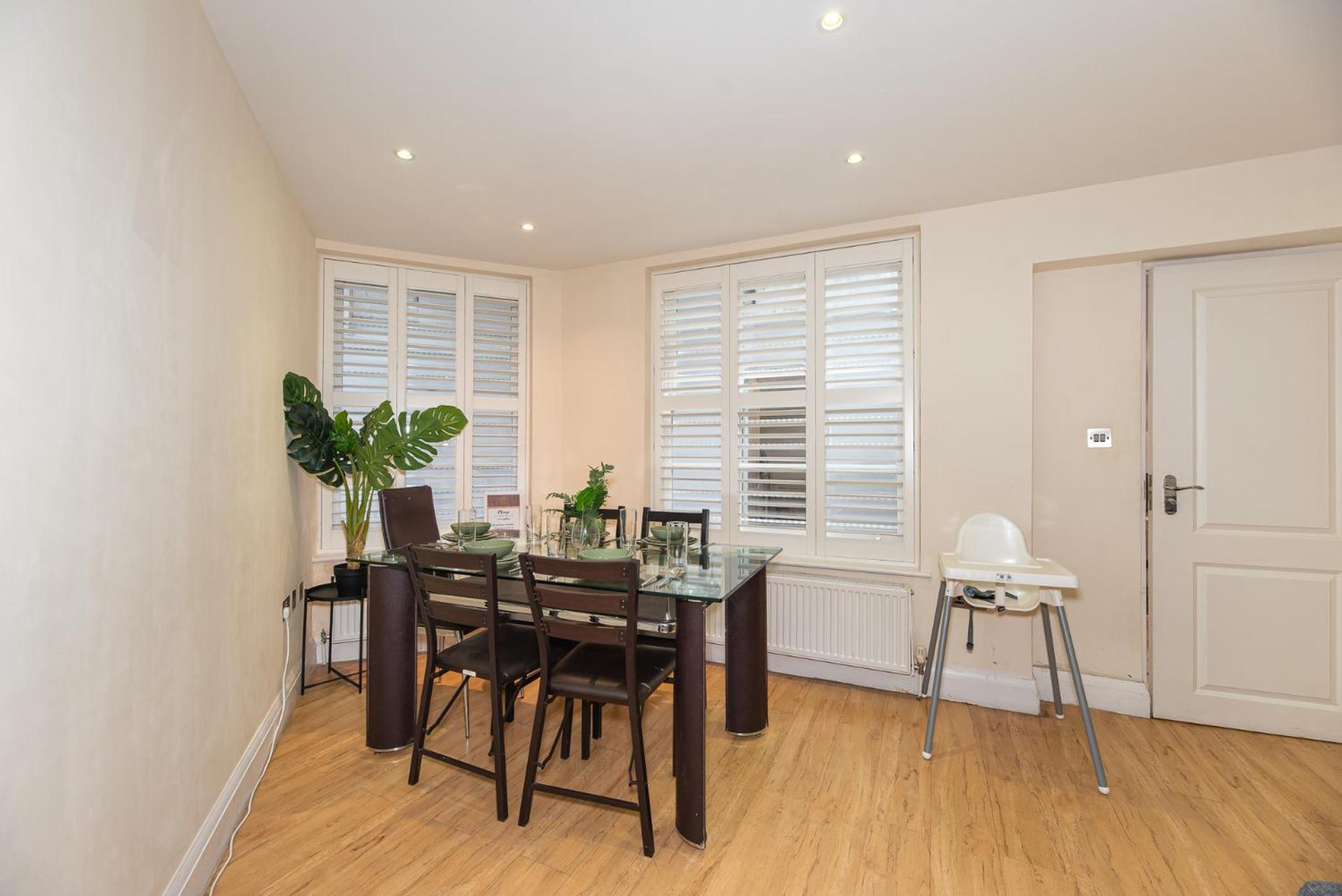 3 Bedroom Apartment With Private Terrace In Pimlico, Westminster, Victoria Лондон Екстер'єр фото