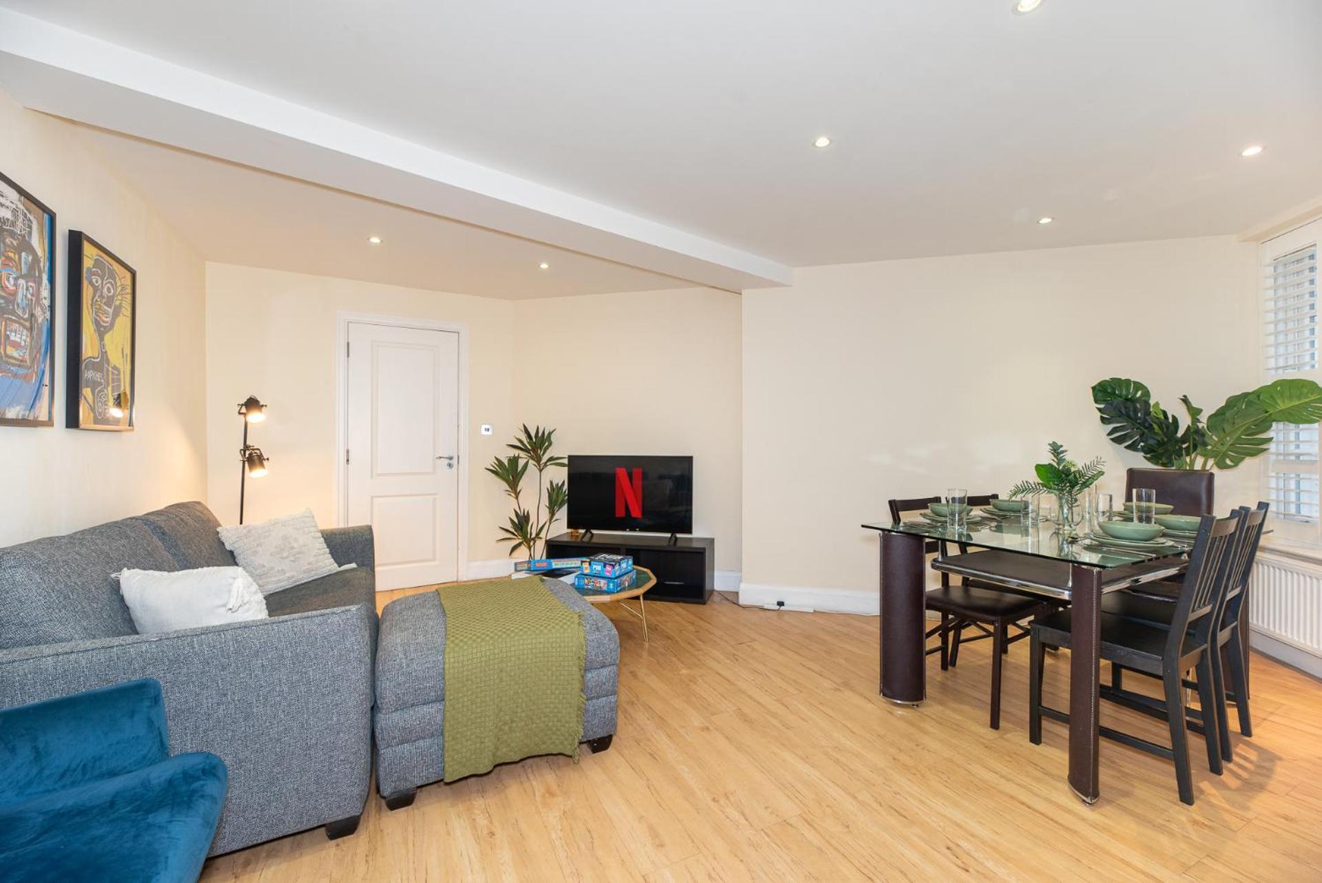 3 Bedroom Apartment With Private Terrace In Pimlico, Westminster, Victoria Лондон Екстер'єр фото