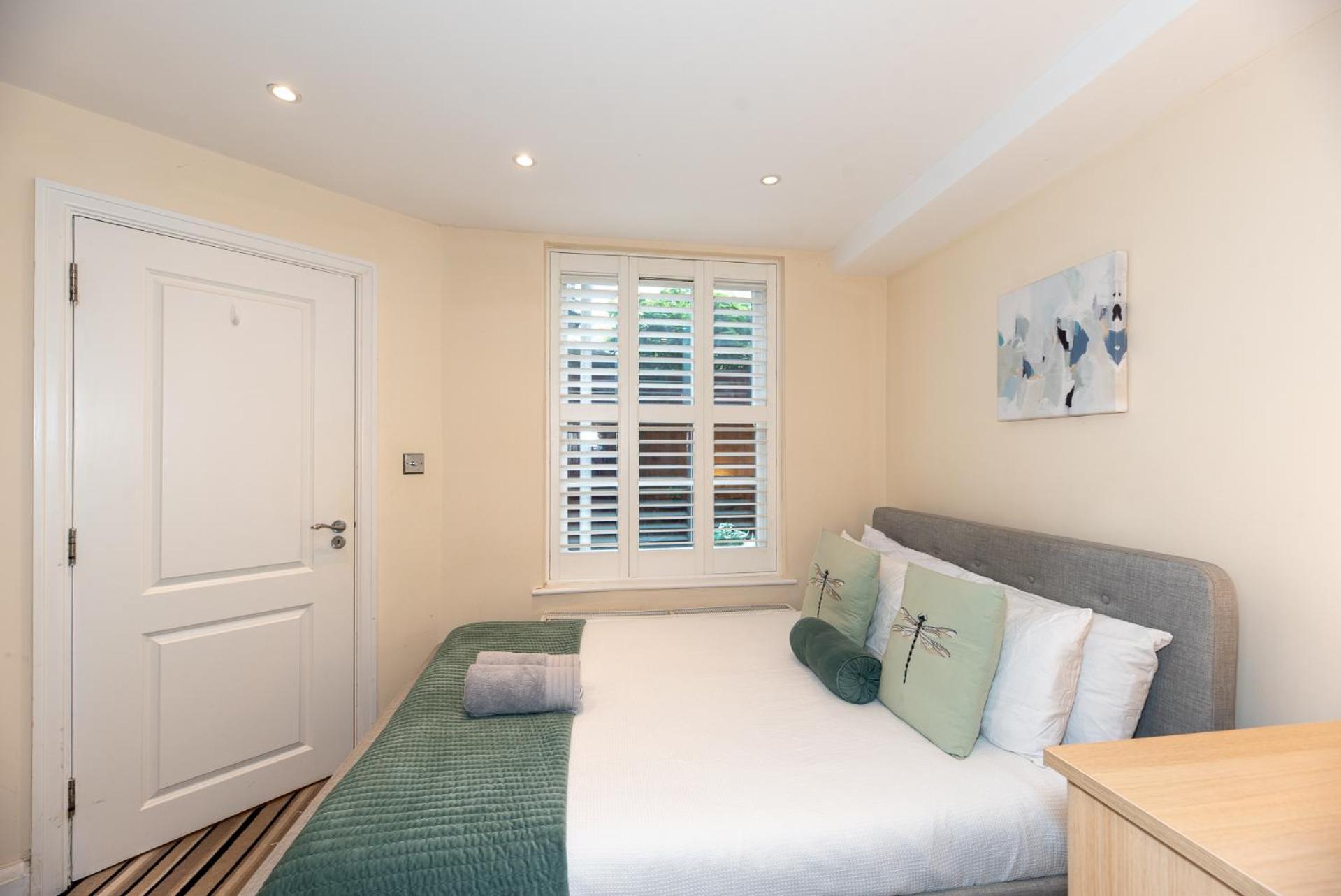 3 Bedroom Apartment With Private Terrace In Pimlico, Westminster, Victoria Лондон Екстер'єр фото