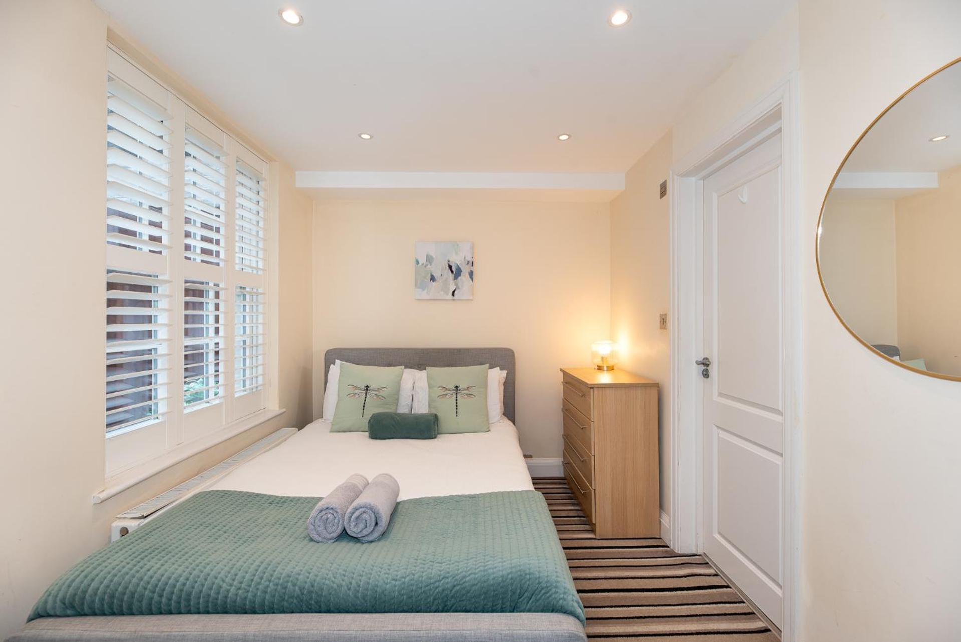 3 Bedroom Apartment With Private Terrace In Pimlico, Westminster, Victoria Лондон Екстер'єр фото
