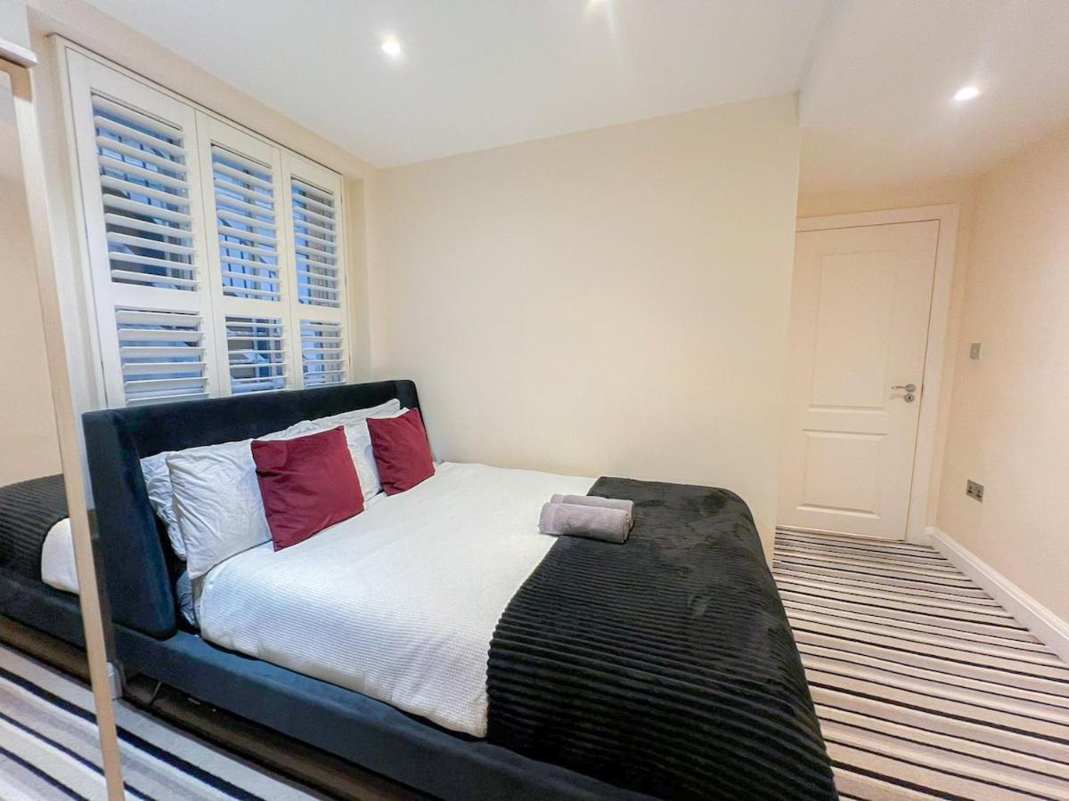 3 Bedroom Apartment With Private Terrace In Pimlico, Westminster, Victoria Лондон Екстер'єр фото