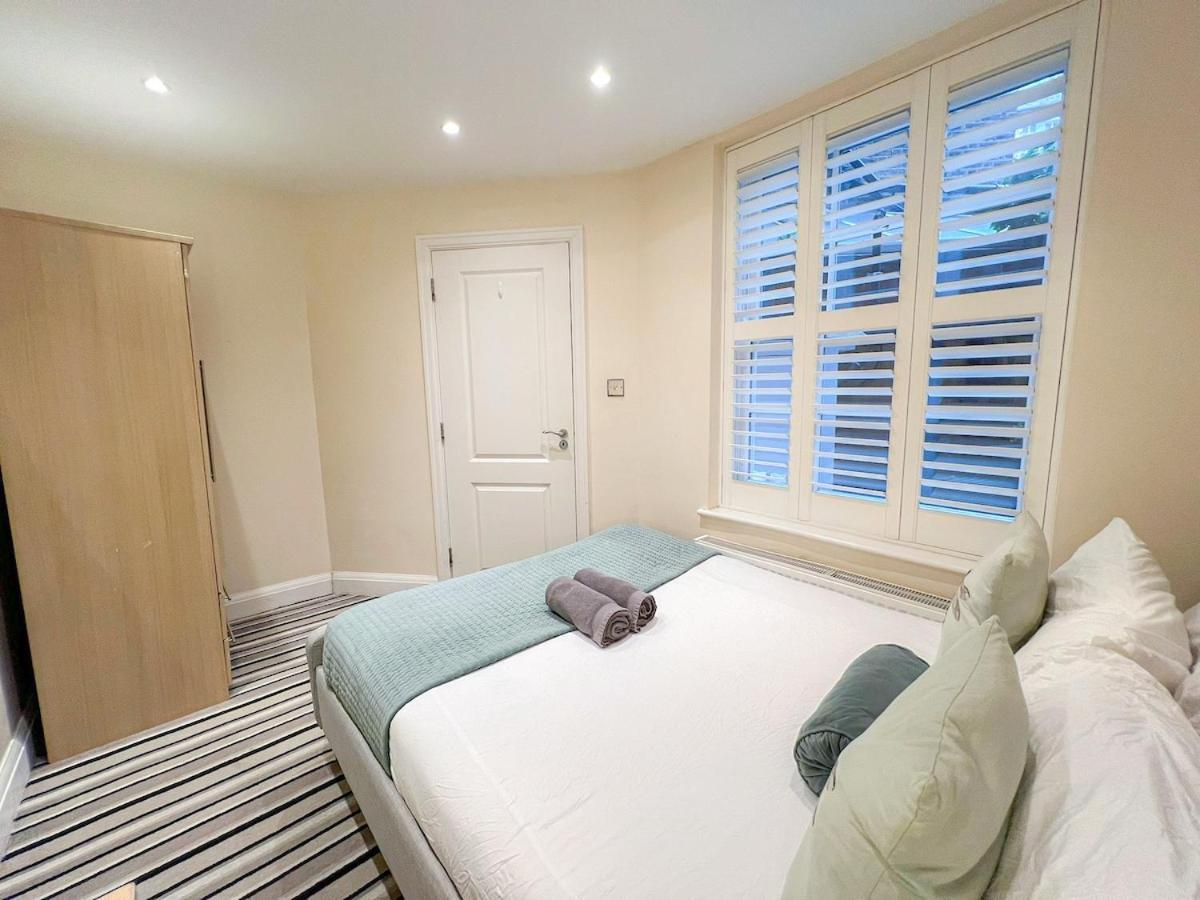 3 Bedroom Apartment With Private Terrace In Pimlico, Westminster, Victoria Лондон Екстер'єр фото
