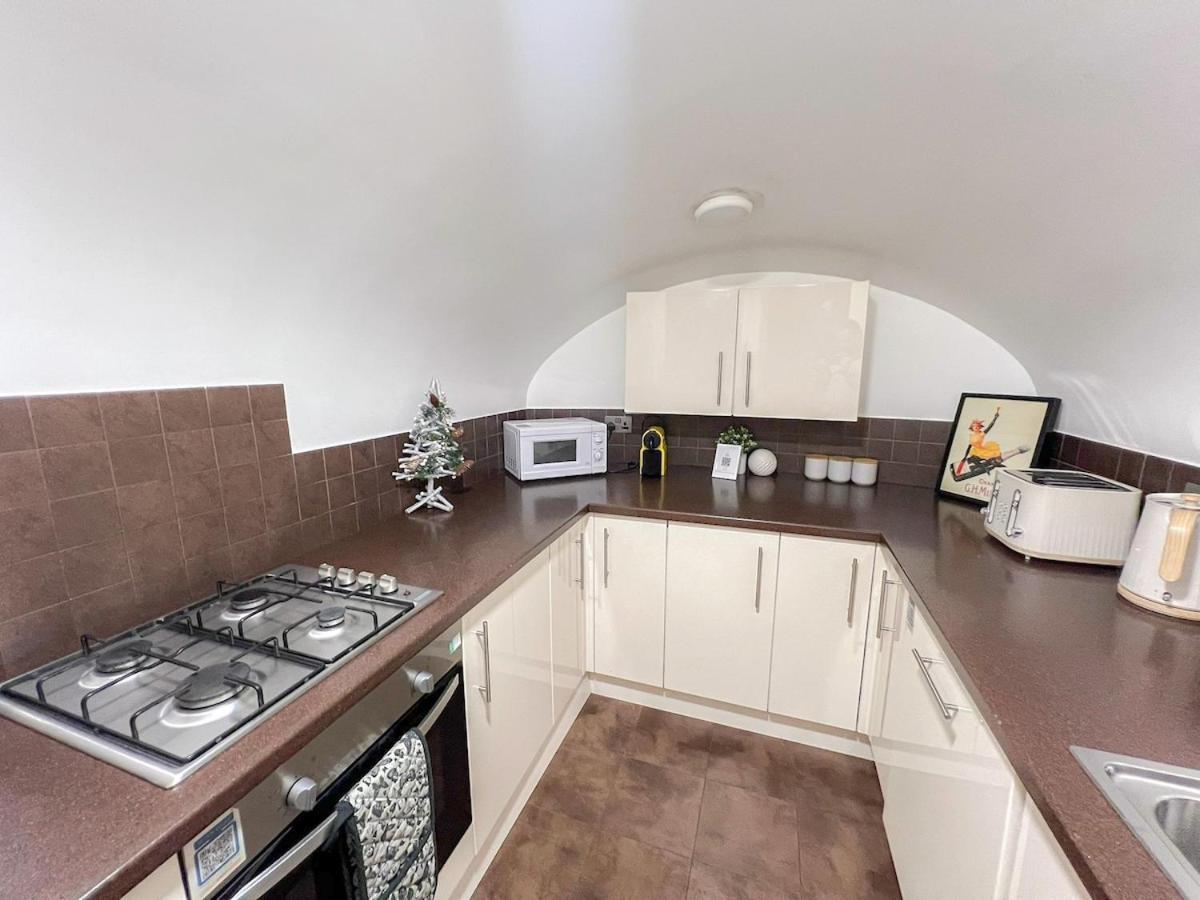 3 Bedroom Apartment With Private Terrace In Pimlico, Westminster, Victoria Лондон Екстер'єр фото